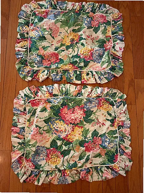 Two VINTAGE WAVERLY HOME PILLOW SHAMS Ruffled Hydrangea Floral Standard Cotton