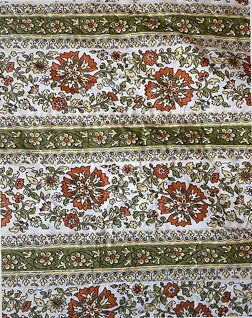 Vintage WAVERLY PROVINCETOWN 70’s Floral Gold Rust Avocado USA XL Blanket