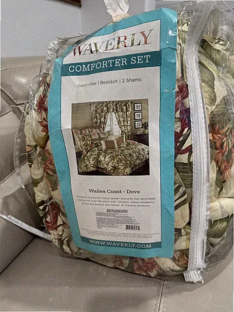 Waverly 15328BEDDKNGDVE Wailea Coast Comforter Set,Dove,King 4 Pc Set