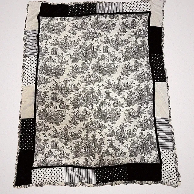 Waverly Black Ivory Toile Patchwork Thick Baby Floor Blanket 38x48 Shabby Chic