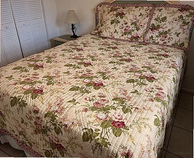 Waverly Comforter 2 Pillows Shams Floral Country Cottage Blanket Quilt 98x110”