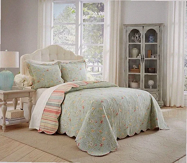 Waverly Garden Glitz 3-Piece Queen-Size Bedspread Collection