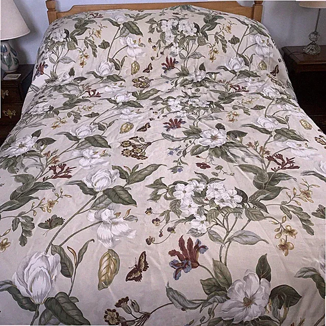 Waverly Garden WILLIAMSBURG MAGNOLIA Reversible FULL bedspread Queen Comforter